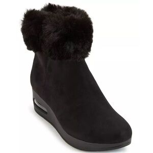 Dkny Abri Faux-Fur Wedge Booties in Black & Gold Women’s Size 7.5M